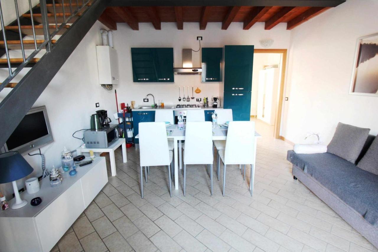 דירות לונאטו Loft Regia Antica מראה חיצוני תמונה